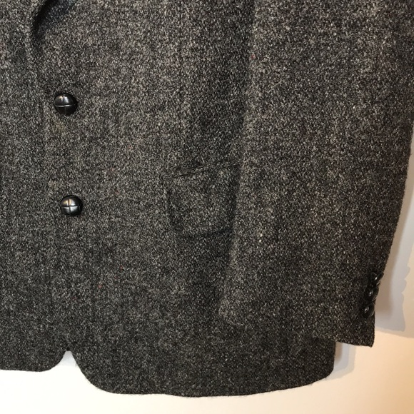 Vintage virgin scottish wool (Harris Tweed) gray speckled blazer - Picture 3 of 11